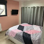 Piscine/spa Prive Interieur 33° Zoo De 24h Du Mans 别墅