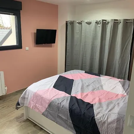 Piscine/spa Prive Interieur 33° Zoo De 24h Du Mans וילה