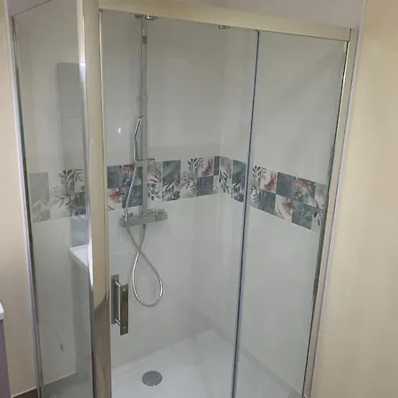 Piscine/spa Prive Interieur 33° Zoo De 24h Du Mans Willa La Flèche