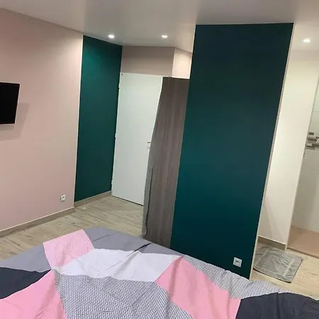 Piscine/spa Prive Interieur 33° Zoo De 24h Du Mans